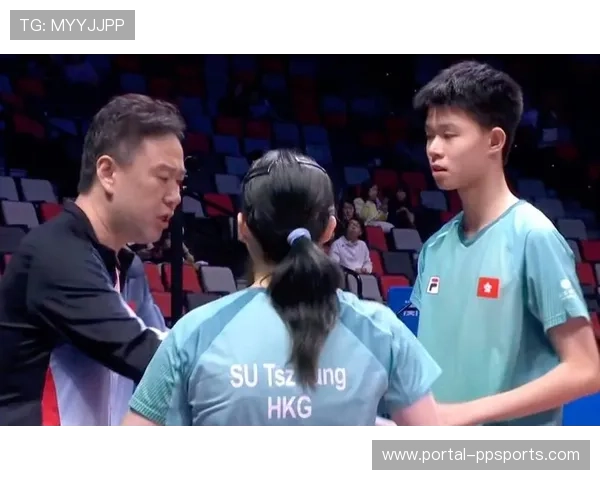 全运会女双决赛：福建组合直落两局夺冠