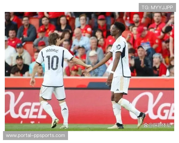 穆里尼奥率本菲卡再战皇马，战术布置与心理博弈成焦点