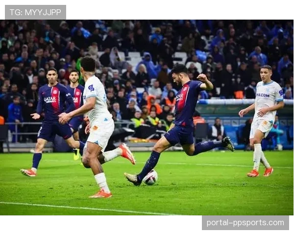 巴黎主场强势但客场疲软，连平困境下争冠悬念犹存